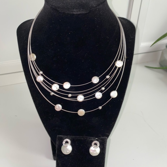 Dresses & Skirts - Pearl and Diamond Necklace and Earrings